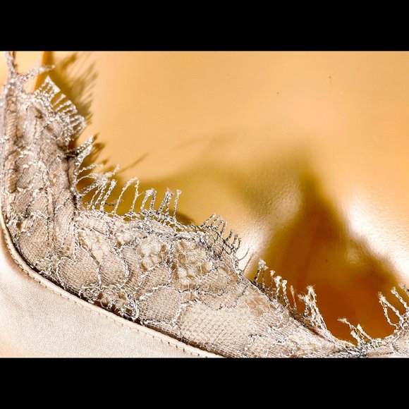 ▪️DVF▪️Blush & Grey Satin & Lace Silk Camisole Top - Picture 7 of 7